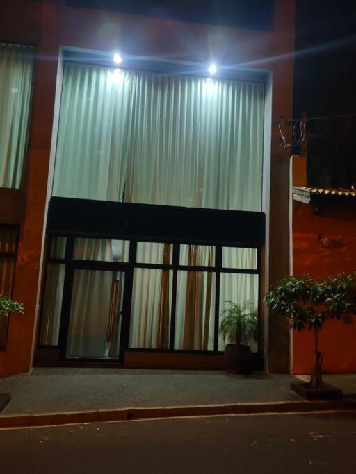 Local Nobre Facil Acesso Pxm Tdo Villa Bauru Eksteriør billede
